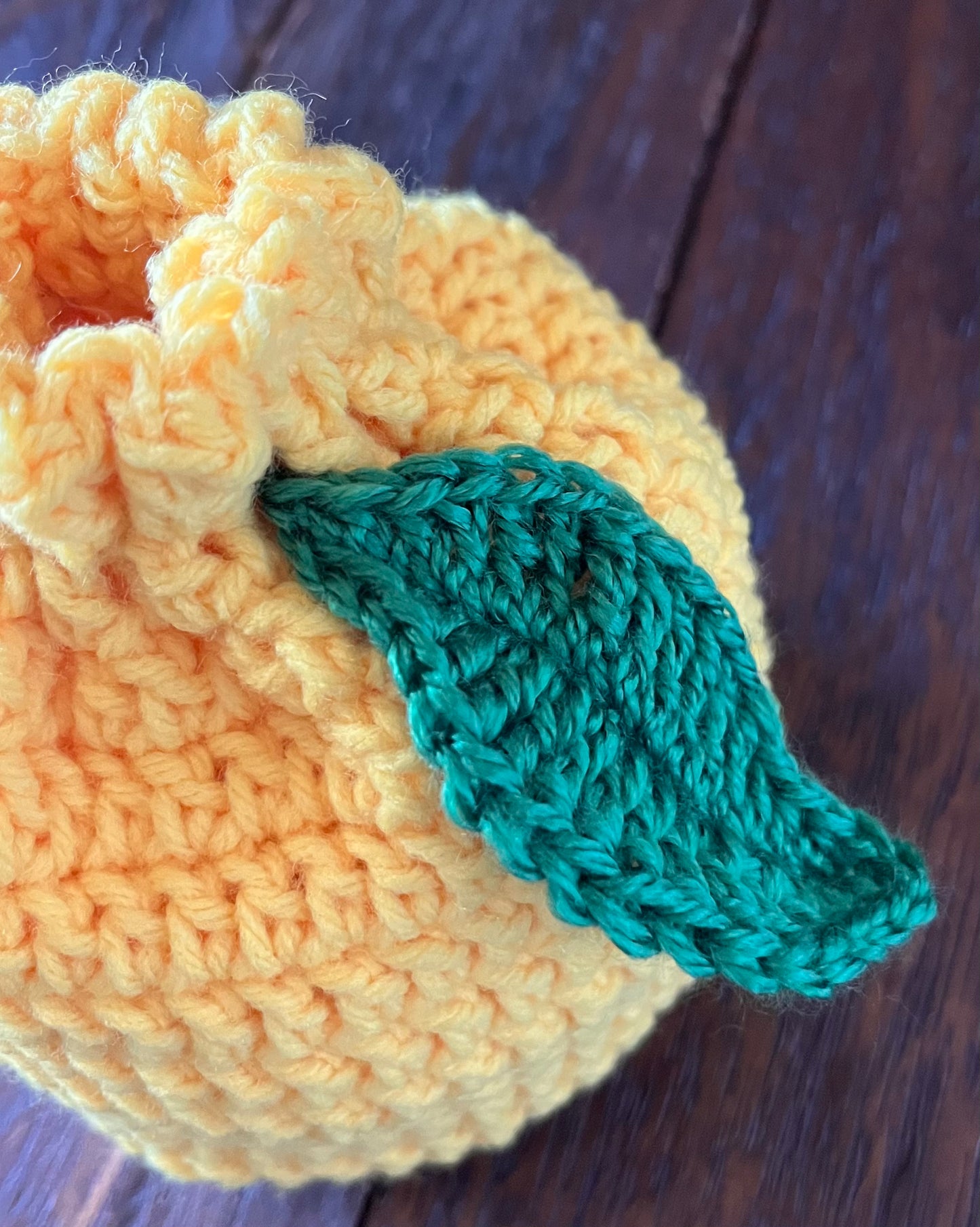 Lemon Motif Drawstring Pouch